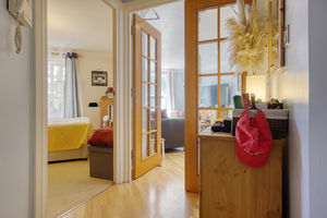 Inner Hall- click for photo gallery